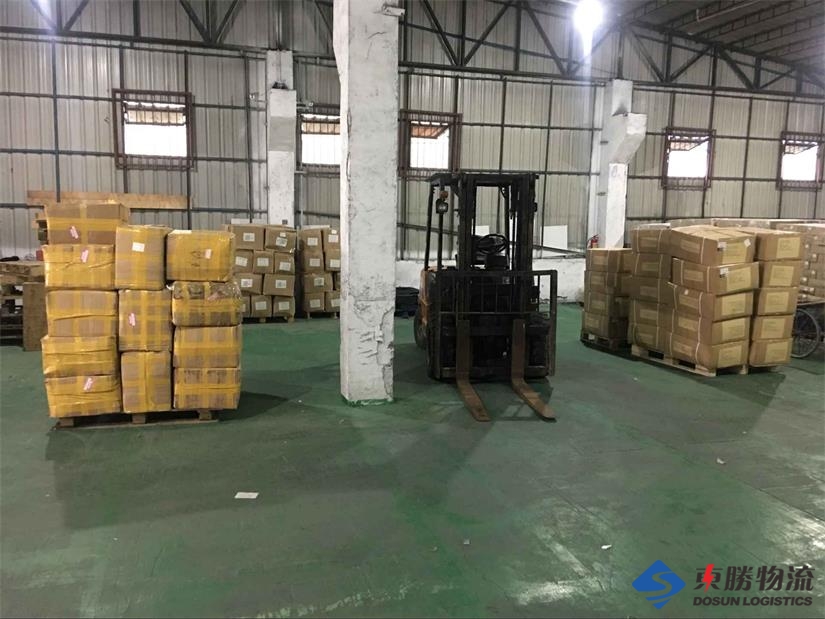 深圳倉(cāng)庫(kù)租賃，深圳到香港物流運(yùn)輸, 深圳工廠裝貨送香港九龍,深圳到香港物流,香港深圳貨運(yùn)運(yùn)輸,深圳香港進(jìn)出口,深港物流專線,中港物流