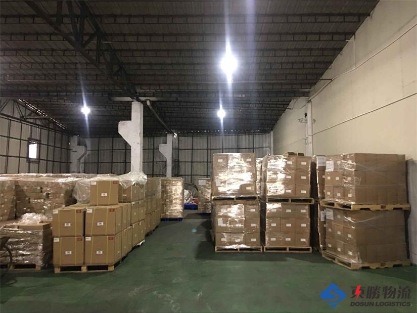 深圳倉(cāng)庫(kù)租賃，深圳到香港物流運(yùn)輸, 深圳工廠裝貨送香港九龍,深圳到香港物流,香港深圳貨運(yùn)運(yùn)輸,深圳香港進(jìn)出口,深港物流專線,中港物流