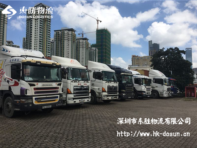 玻璃展柜深圳到香港物流應(yīng)該注意哪些事項(xiàng)呢？深圳到香港物流,香港深圳貨運(yùn)運(yùn)輸,深圳香港進(jìn)出口,深港物流專線,中港物流,東勝物流集團(tuán)-大件物流到香港