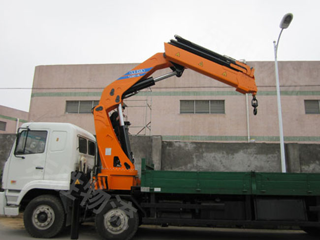 國(guó)內(nèi)到澳門(mén)吊機(jī)車(chē)運(yùn)輸，吊機(jī)車(chē)運(yùn)輸專(zhuān)線(xiàn)--東勝物流，深圳到澳門(mén)物流,澳門(mén)物流專(zhuān)線(xiàn),深圳澳門(mén)進(jìn)出口,澳門(mén)物流,國(guó)內(nèi)澳門(mén)貨運(yùn)運(yùn)輸-深圳市東勝物流有限公司