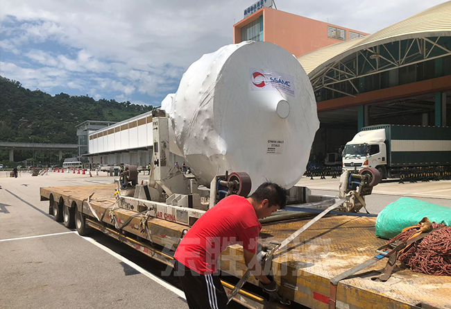 深圳到香港物流公司之貨車(chē)司機(jī)為什么搶手？深圳到香港物流-香港物流專(zhuān)線-中港貨運(yùn)物流運(yùn)輸專(zhuān)線-佛山到香港物流專(zhuān)線-一般貿(mào)易進(jìn)出口報(bào)關(guān)代理-倉(cāng)儲(chǔ)配送-深圳市東勝物流有限公司
